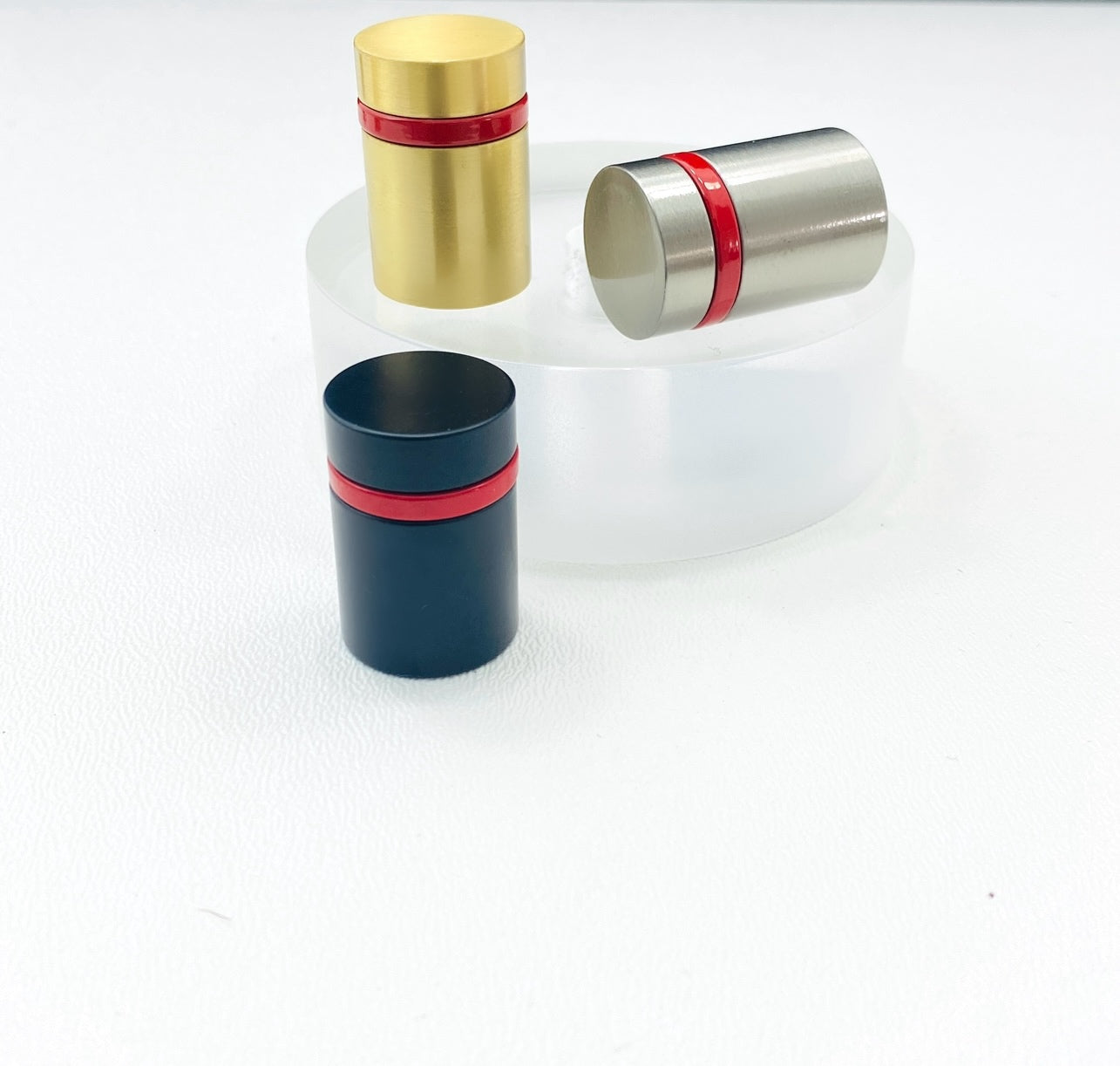 Color Highness Knob brass black stainless steel red dutton brown hardware
