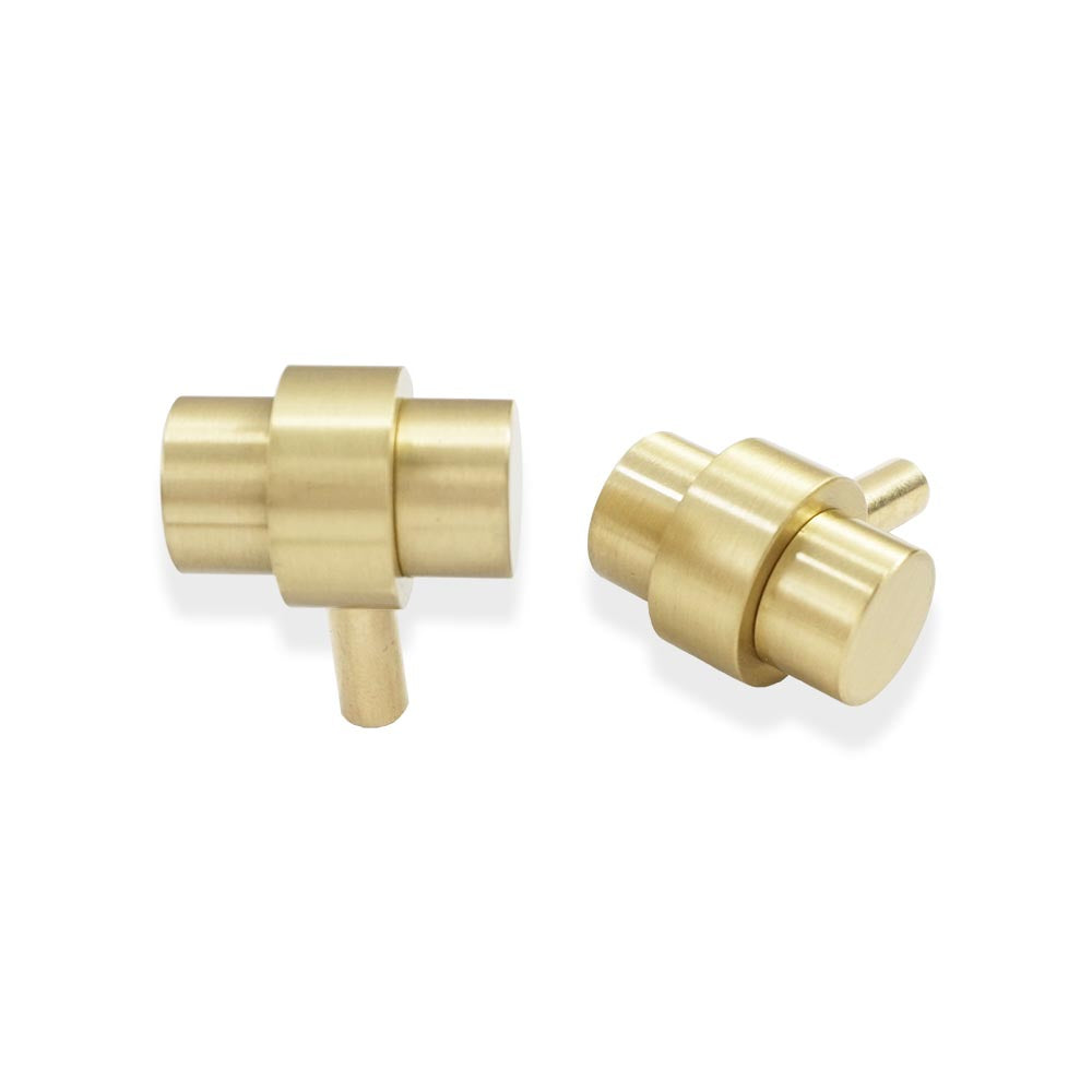 Brass Persona knob Dutton Brown hardware