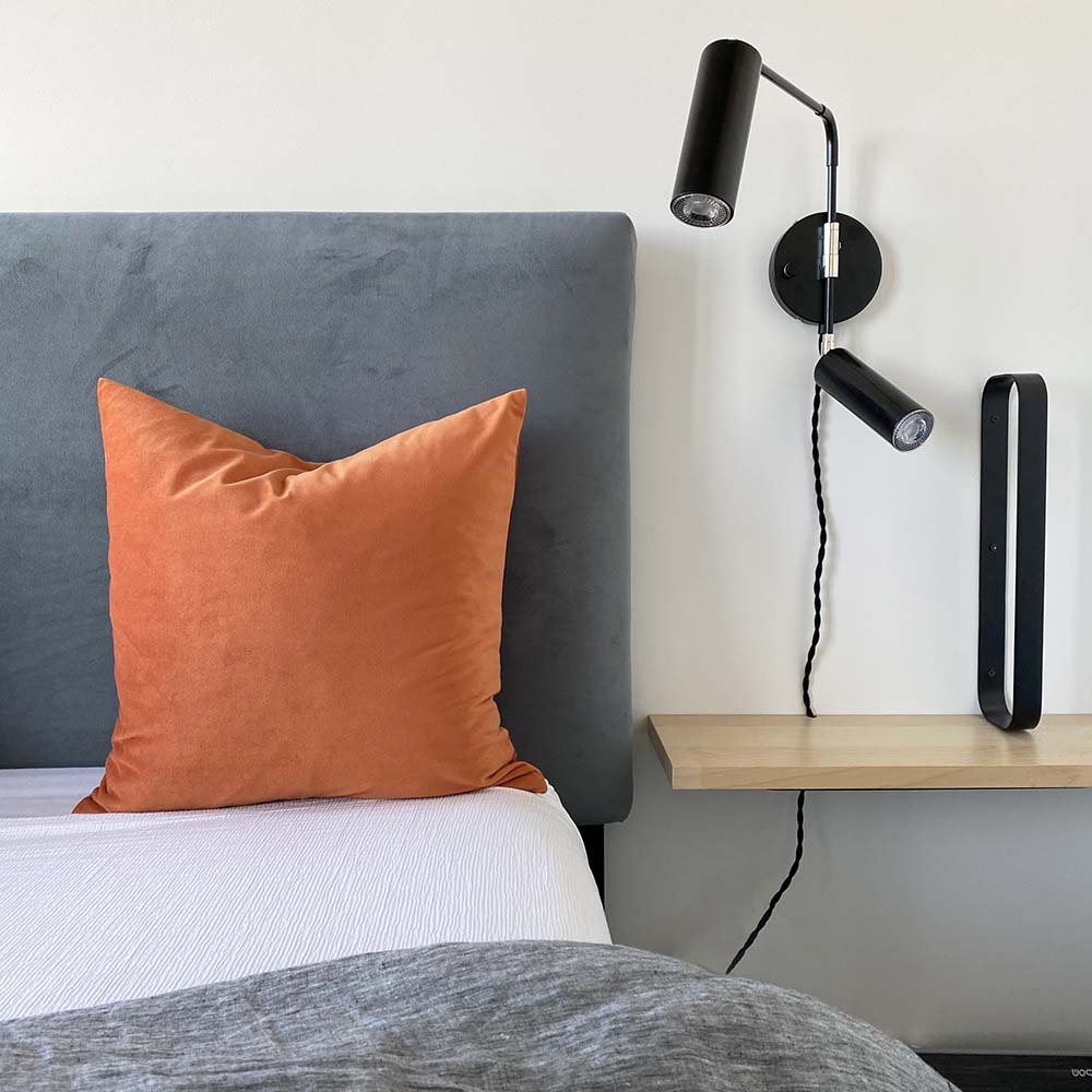 pillows scene Dutton Brown _hover