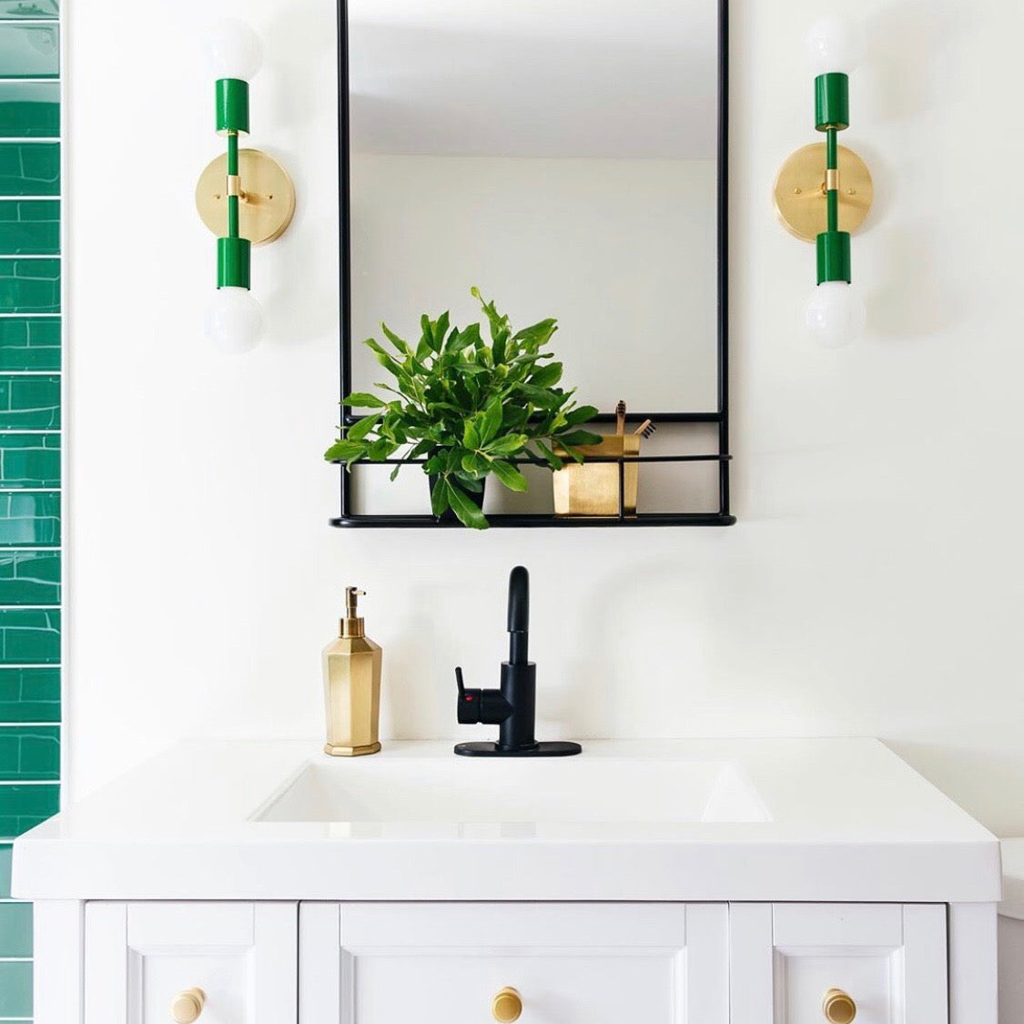 Brass and kelly green color Scepter sconce 10" by Dutton Brown. Space and photo by the Rath Project. _hover
