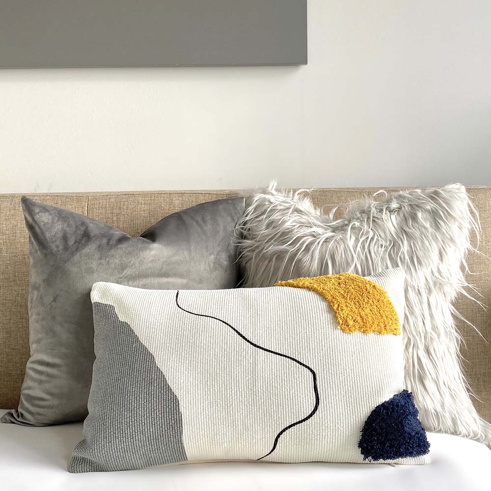 pillows scene Dutton Brown _hover